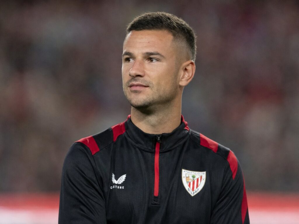 Alarma en el Athletic: Guruzeta se retira lesionado en la rodilla