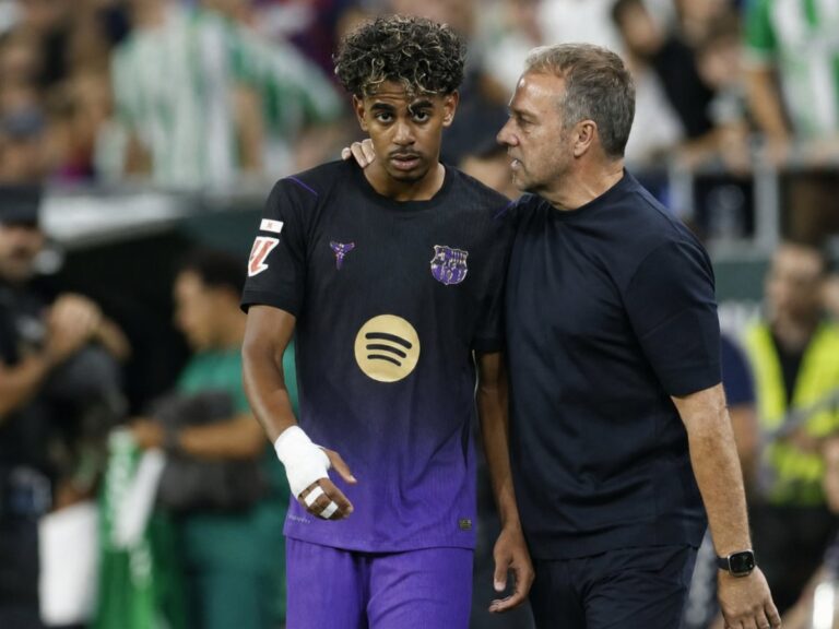 Alarma en el Athletic: Guruzeta se retira lesionado en la rodilla - Betsuites