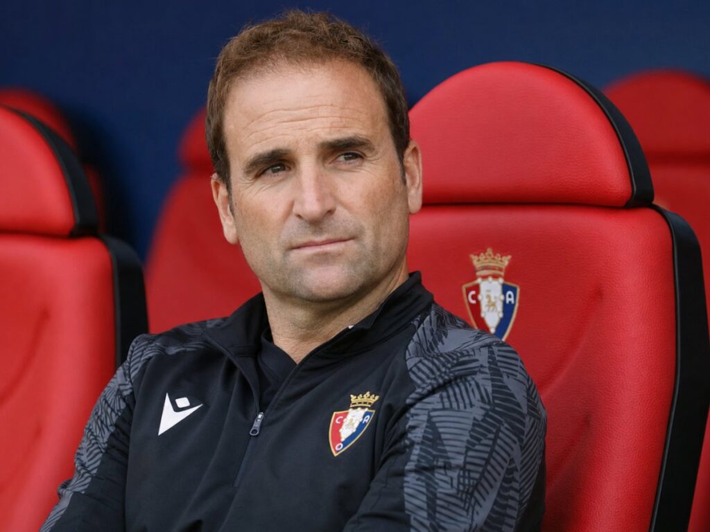 Arrasate reestrena el banquillo de Osasuna ante el Racing en El Sadar