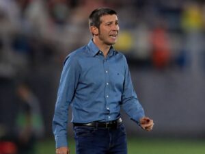 El Cádiz destituye a Albert Celades tras caer en Granada El Cádiz destituye a Albert Celades tras caer en Granada