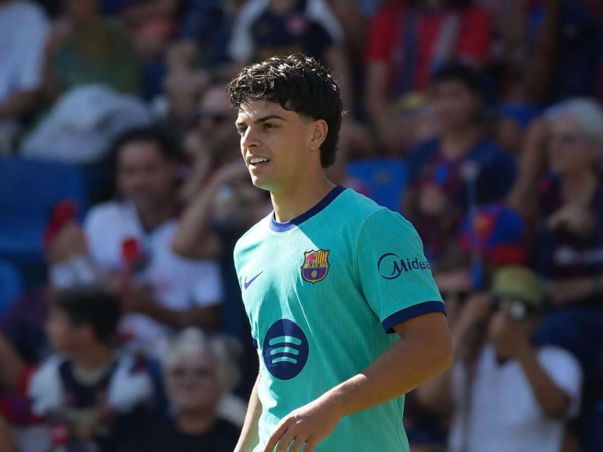 El Barça encarrila el partido ante el Levante al descanso