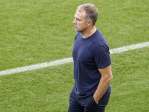 La reacción de Corberán tras el 0-5 del Valencia ante el Barcelona