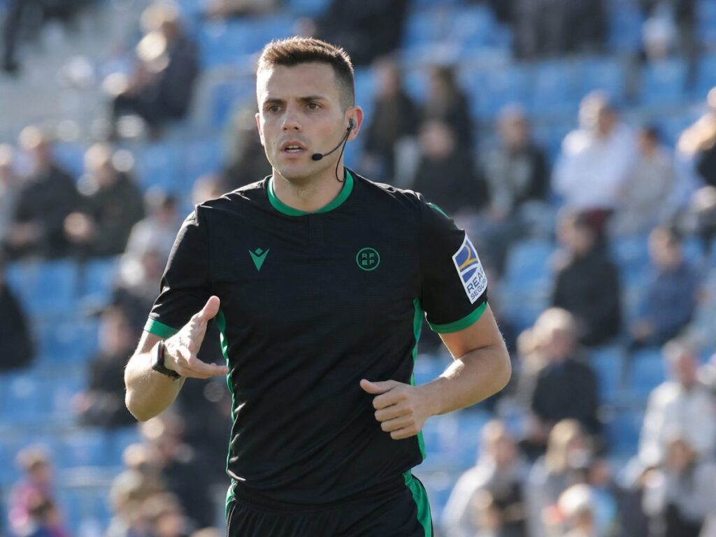 Gordillo Escamilla pitará el Sabadell – Córdoba: ojo a las tarjetas