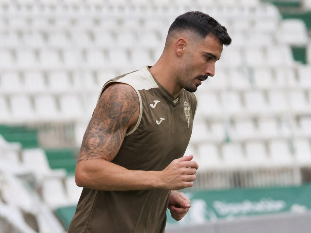 Alineaciones Sabadell – Córdoba CF: Bajas, altas y dudas