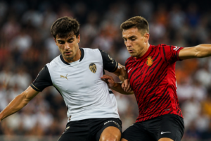 Valencia y Mallorca abren la jornada 17 con urgencias en Mestalla