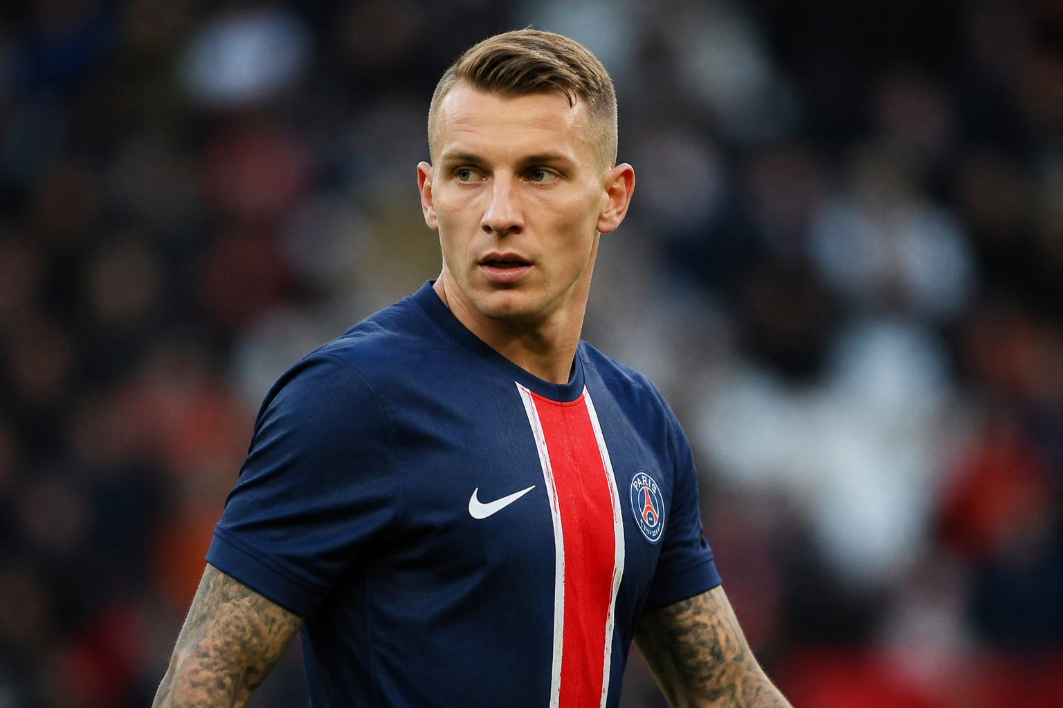 Lucas Digne, el agente doble en la Supercopa de Europa del PSG