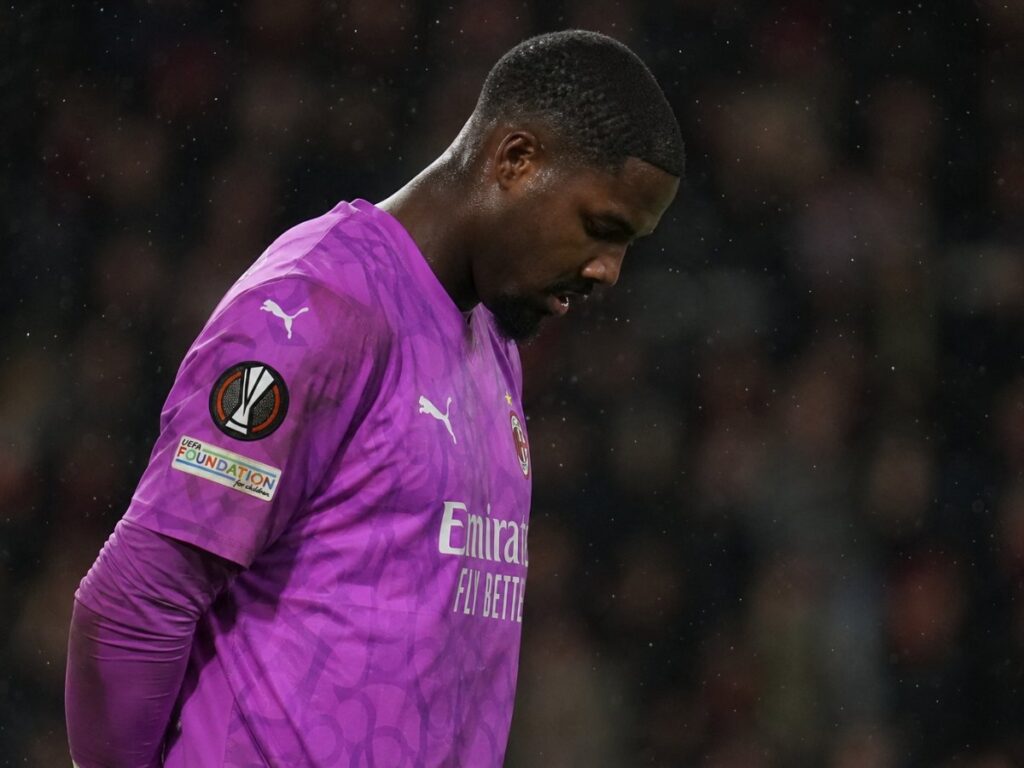 El Milan se ahoga en Bournemouth y complica su pase en Europa League