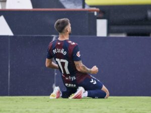 Albacete 1-3 Eibar: Remontada armera y séptima victoria seguida