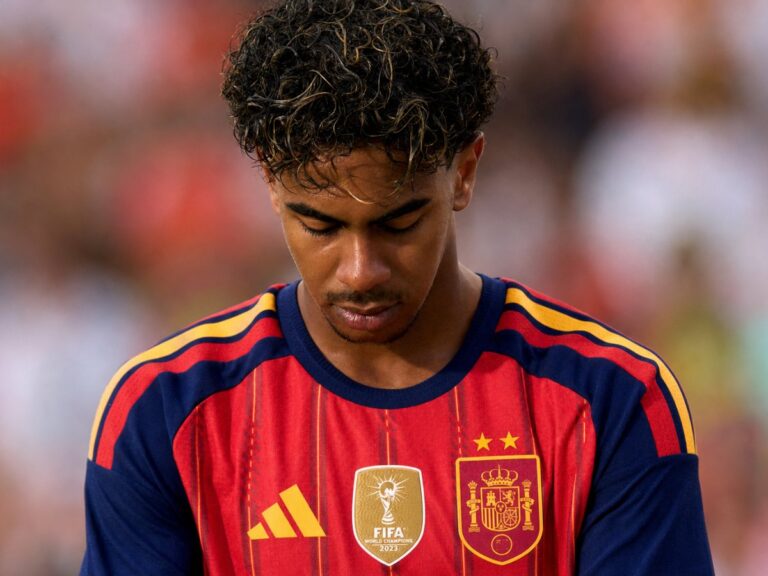 Irlanda vs Israel: brazaletes negros y el cisma de Gavin Bazunu - Betsuites
