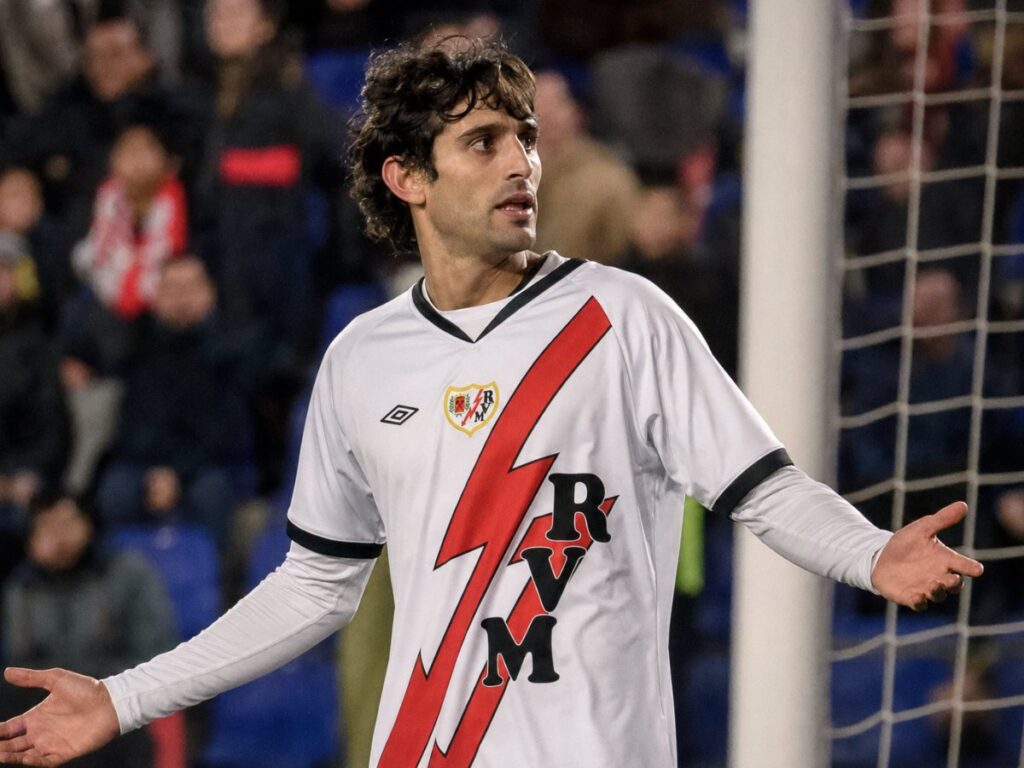 Rayo - Racing: El exilio en Butarque y la urgencia de Beñat San José Rayo - Racing: El exilio en Butarque y la urgencia de Beñat San José