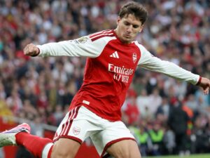 Christos Tzolis al Arsenal: el renacer del MVP belga en la Premier