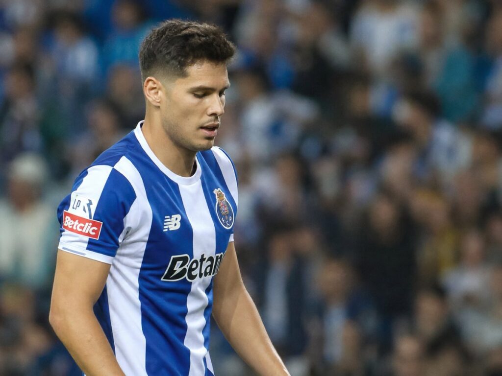 El Porto vence al Marítimo pero sufre una baja grave ante el Betis