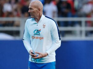 Debut de Zidane con Francia ante la Turquía de Montella
