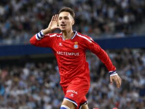 Bryan Zaragoza estrena gol con el Espanyol y enciende La Rosaleda Bryan Zaragoza estrena gol con el Espanyol y enciende La Rosaleda