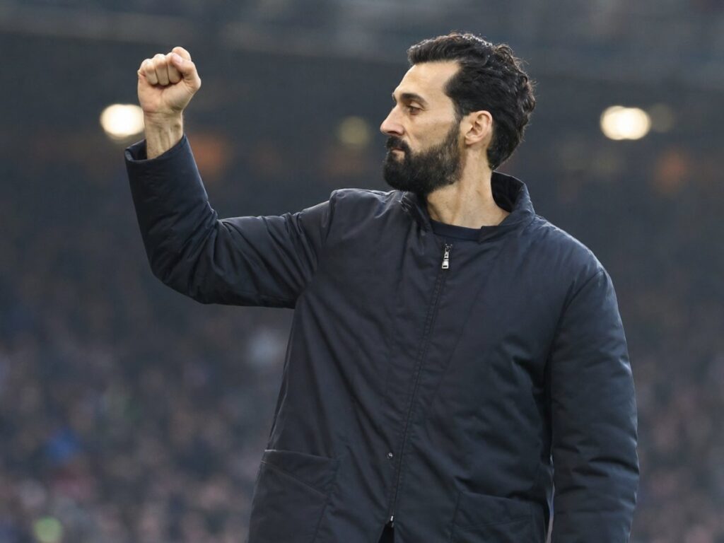 El Fulham de Arbeloa logra su primer triunfo en Premier ante el Hull