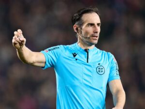 González Cuesta: un árbitro debutante para el Levante – Barça