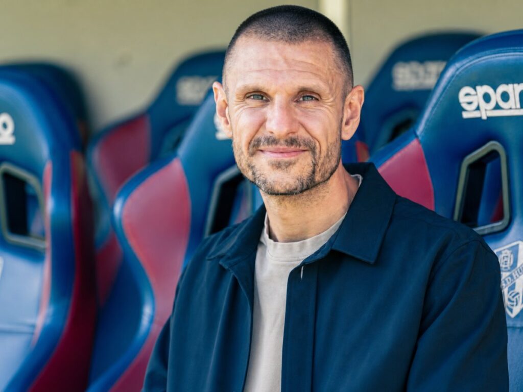 Las numerosas bajas complican el inicio de Albert Rudé en el Huesca
