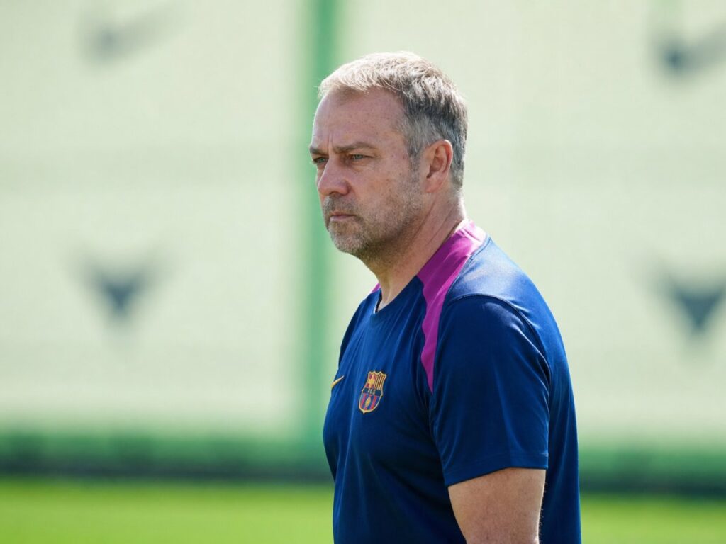 Flick avisa del peligro del Levante y marca la hoja de ruta del Barça