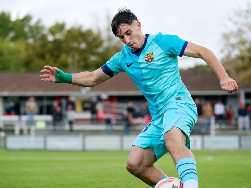 El Barça Atlètic cae en Olot y sufre su primera derrota del curso (2-0)