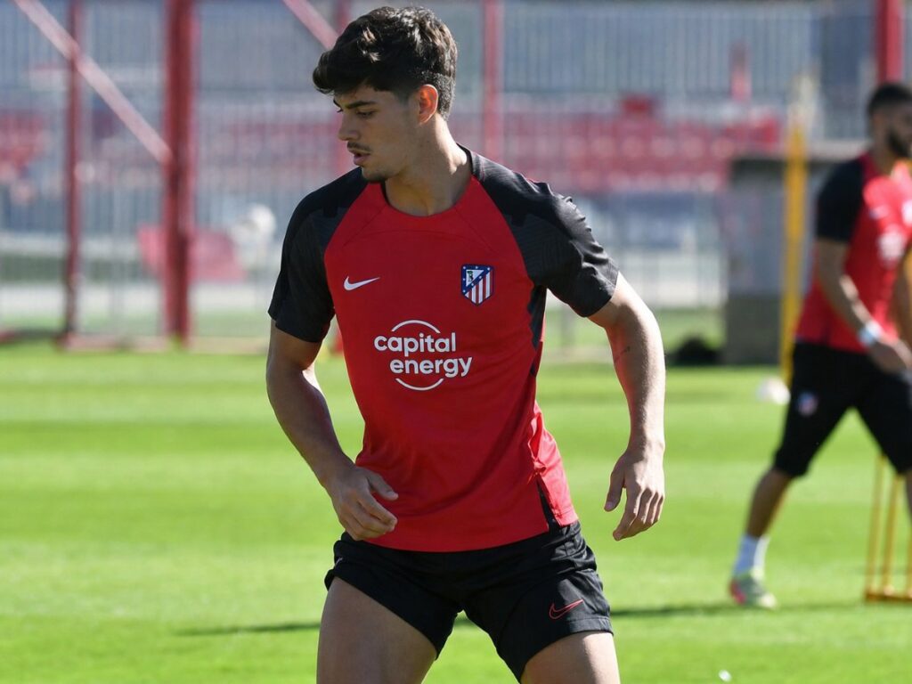 Simeone recupera a toda la plantilla ante el Manchester United Simeone recupera a toda la plantilla ante el Manchester United
