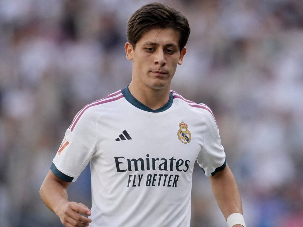 El rompedor once de Mourinho con el Real Madrid ante el Barcelona