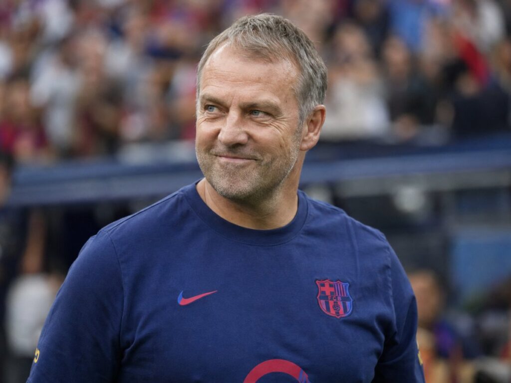 Los socios del Barça aprueban con nota la renovación de Flick