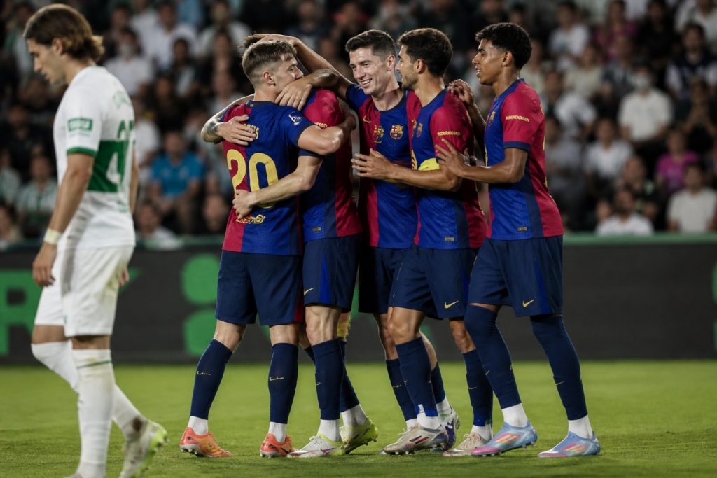Elche 0-5 Barcelona: Manita de Flick y alarma por Gavi Elche 0-5 Barcelona: Manita de Flick y alarma por Gavi