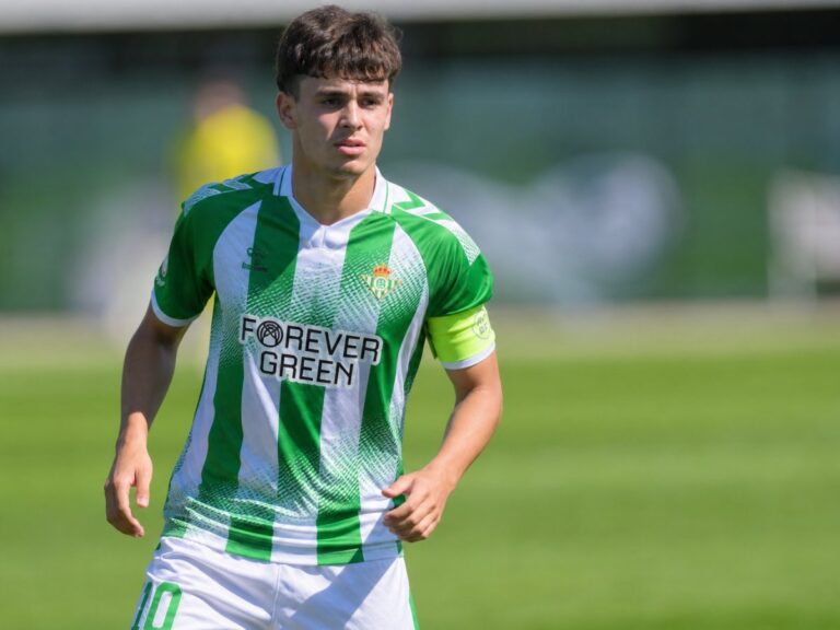 Yoel Lago asume galones en el Celta antes de la cita en Celtic Park - Betsuites