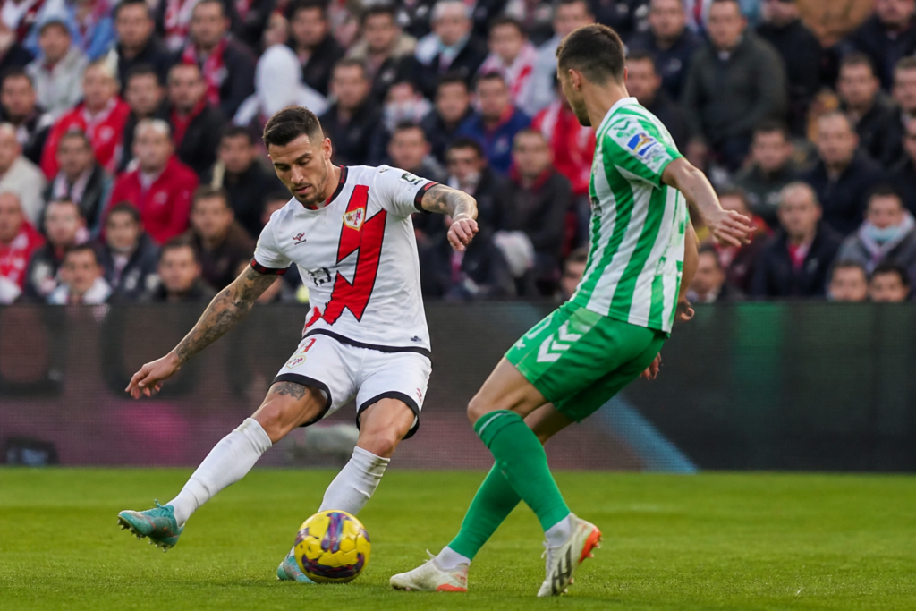 Rayo - Betis: Europa y la permanencia se citan en Vallecas