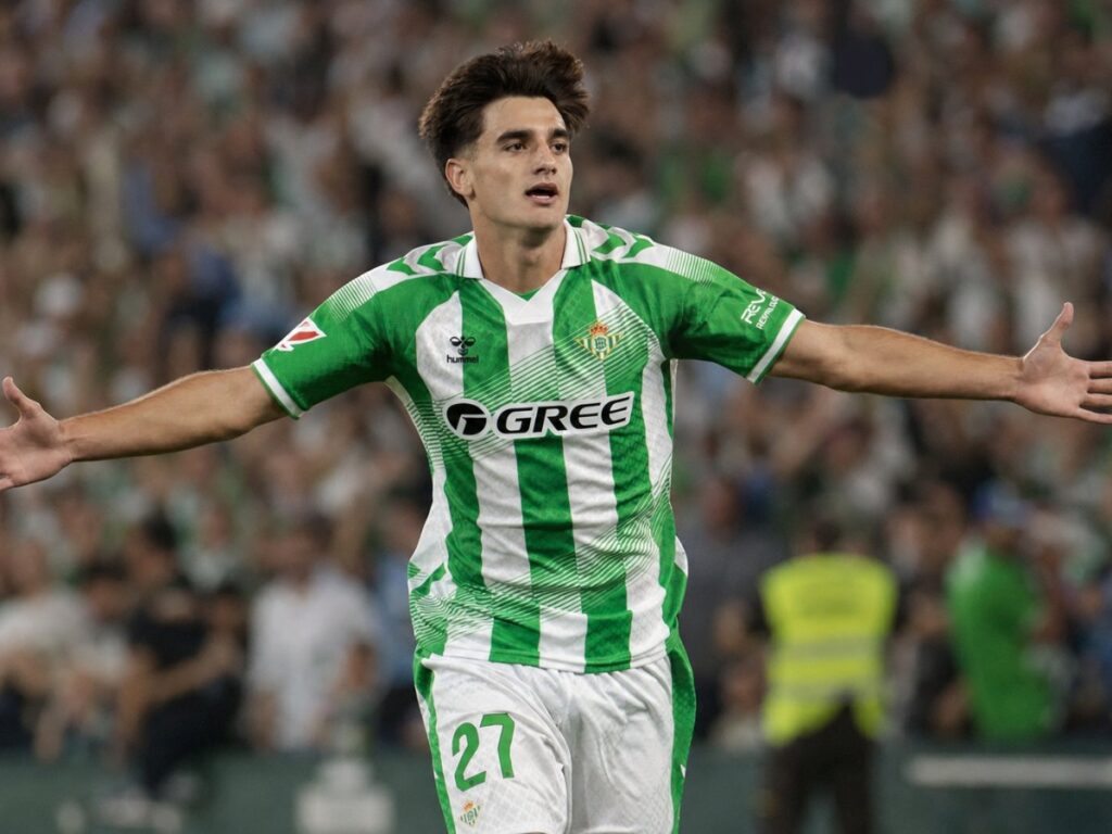 La primera gran 'faena' de Morante con el Betis ante Osasuna