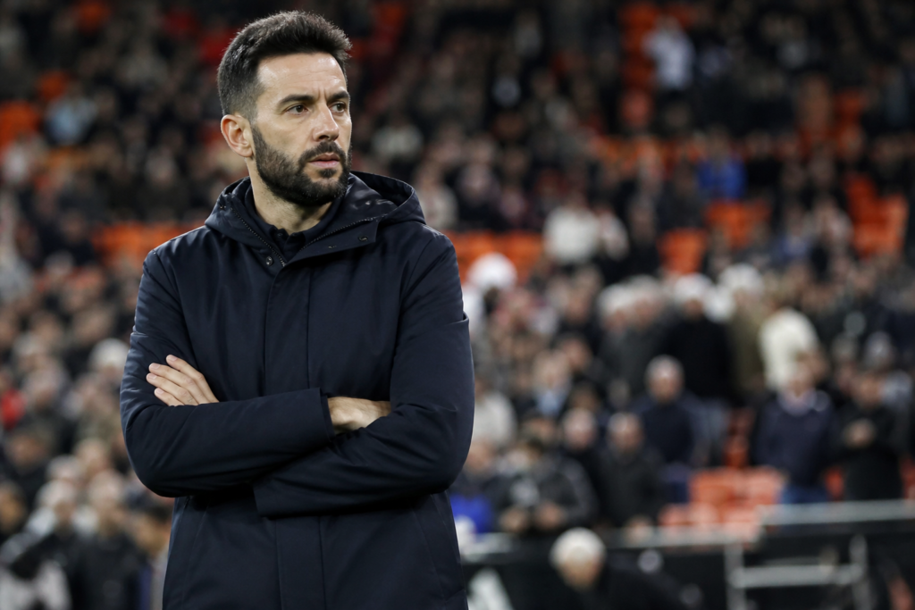 Valencia - Betis: Corberán y Mestalla miden su paciencia en Liga
