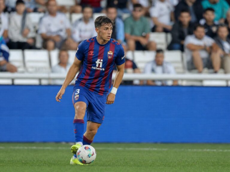 Eibar 3-2 Las Palmas: El líder de récord de Jokin Aranbarri - Betsuites
