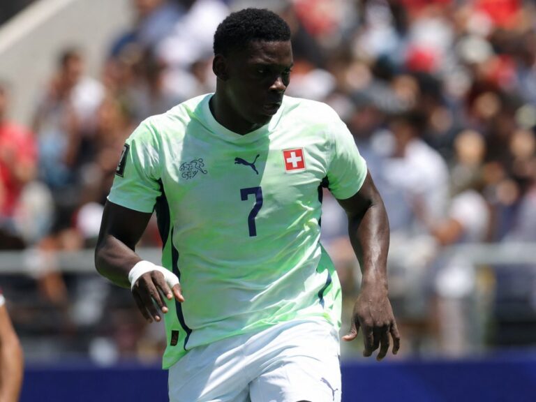 Gerard Martín y Cubarsí eligen a Lamine Yamal para el Balón de Oro - Betsuites