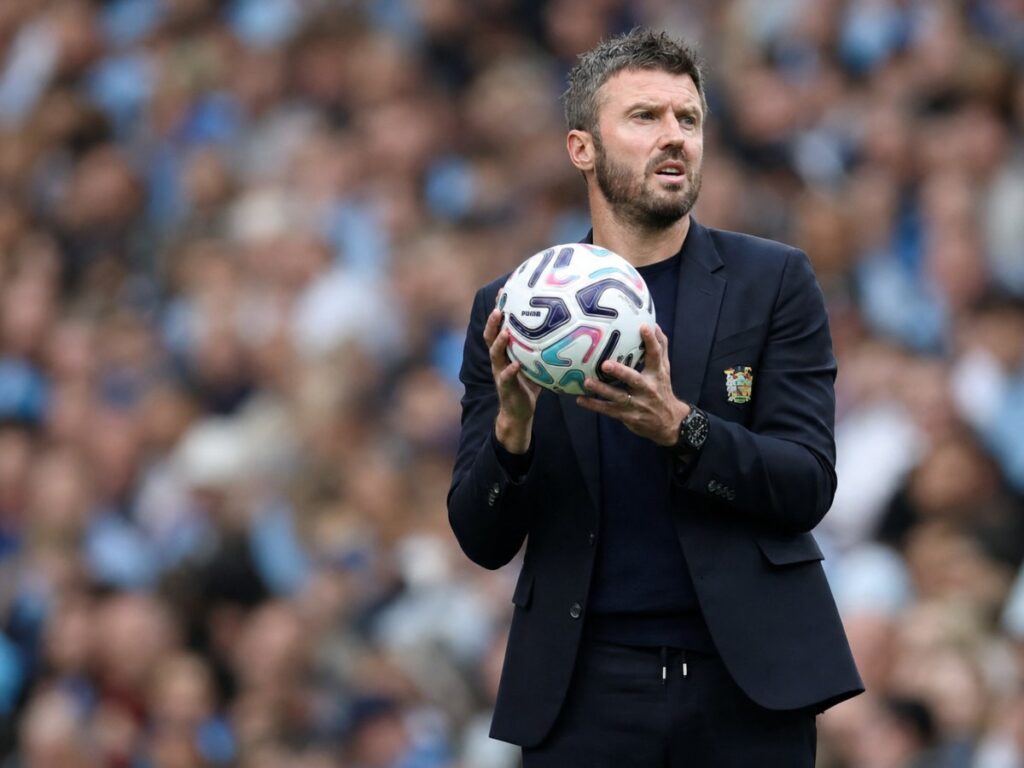 Carrick exige una resolución rápida para la situación del City