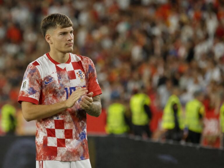 Cole Palmer renueva con el Chelsea hasta 2034 y acalla los rumores - Betsuites