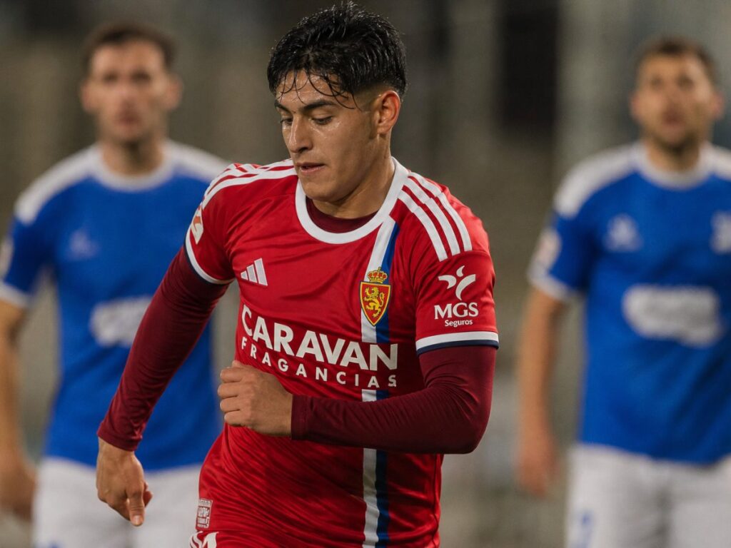 El Zaragoza vence al Europa con fortuna y recupera el liderato (0-1)