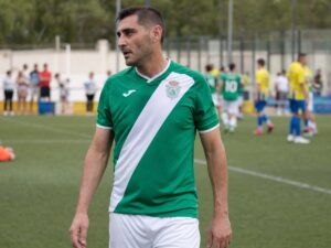 Dani Güiza marca a los 46 años su gol más emotivo con el Trebujena