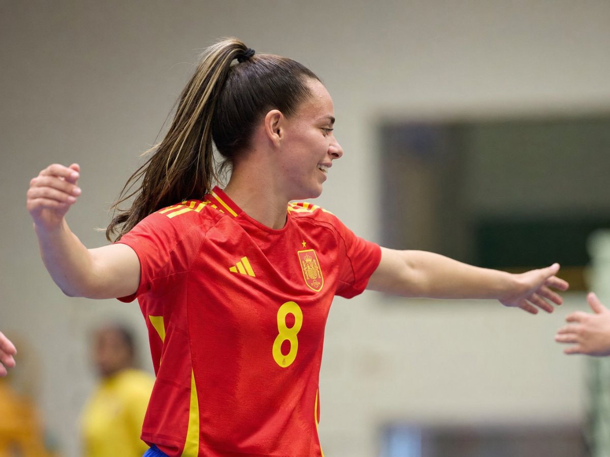 España golea a Francia (5-2) en su debut en la Elite Round España golea a Francia (5-2) en su debut en la Elite Round