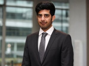 Nasser Al-Thani acumula otra deuda de 532.000 euros en Londres Nasser Al-Thani acumula otra deuda de 532.000 euros en Londres