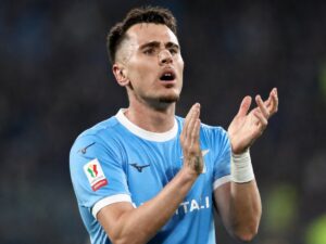 Patric deja la Lazio tras once años y ficha por el Al-Ittifaq