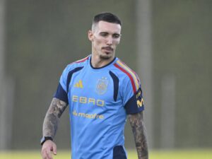 Grimaldo responde al Real Madrid tras el derbi: «Es el día a día»