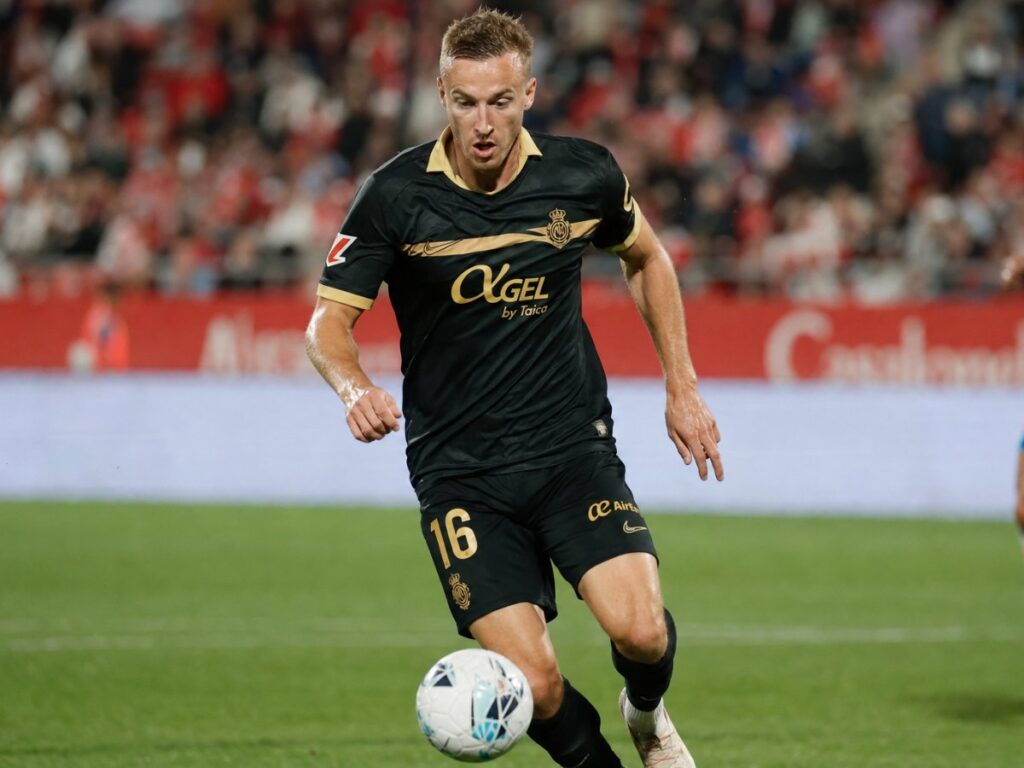 Girona y Mallorca empatan en Montilivi con Arnau Tenas de héroe