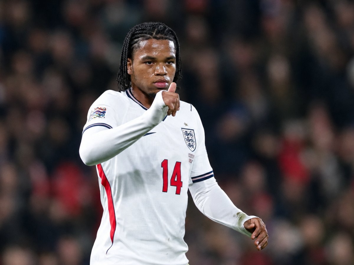 Rio Ngumoha hace historia con Inglaterra: tercer debutante más joven Rio Ngumoha hace historia con Inglaterra: tercer debutante más joven