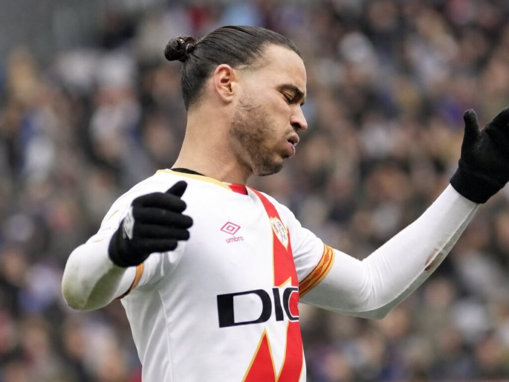 Raúl de Tomás inscrito por sorpresa en el Rayo Vallecano | BetSuites