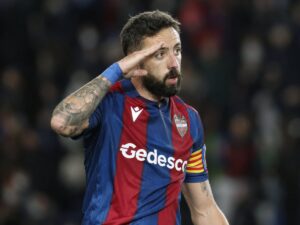Morales ficha por el Villarreal: adiós libre y terremoto en el Levante
